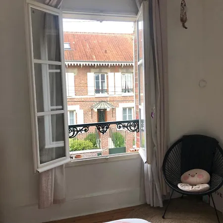 Casa de hóspedes Chez Sophie *